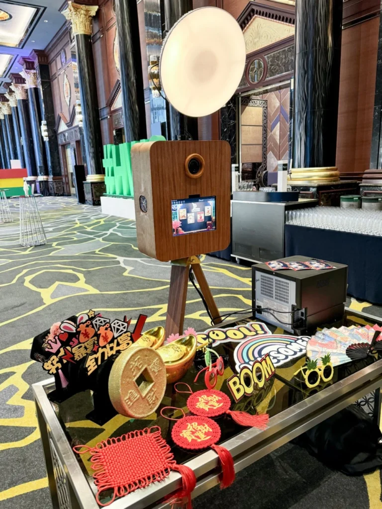 Vintage Booth Version 1